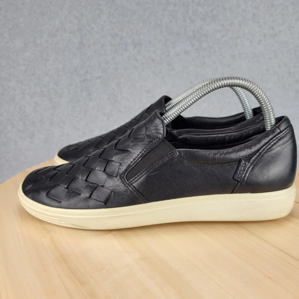 ECCO Soft 7 Woven Slip On Sneakers Womens 9 Black Leather Casual Minimal